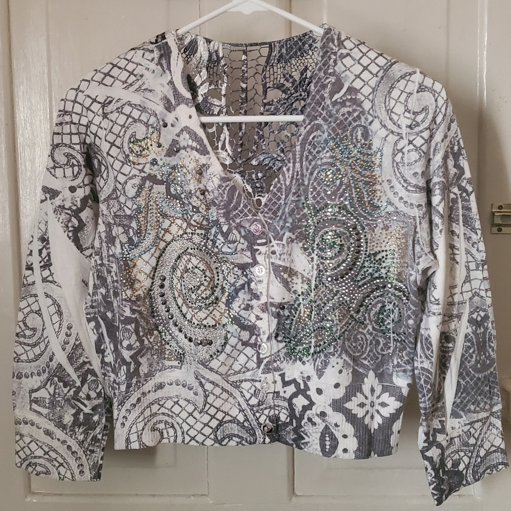 YMI Embellished Cropped Sweater Size XL Ju…